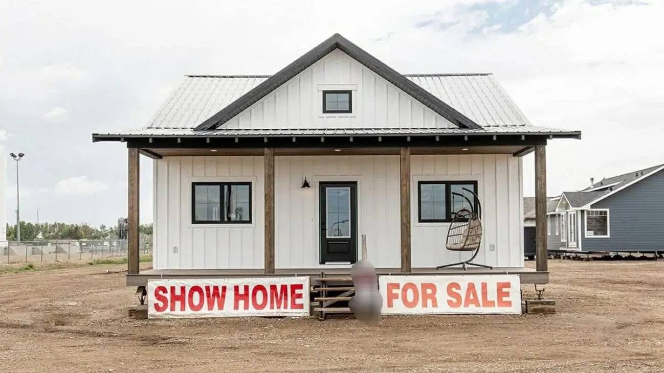 IMG_6799-2.jpeg The Lapis Tiny Home For Sale - Image 1
